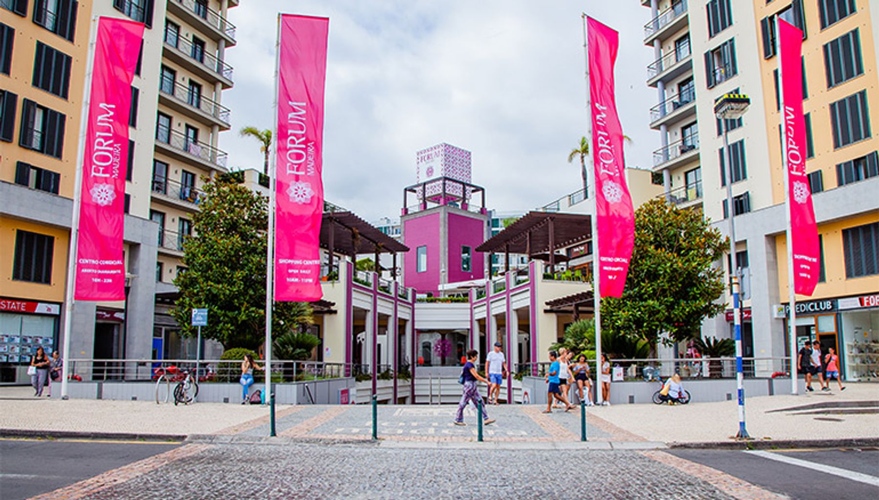 Forum Shopping Center